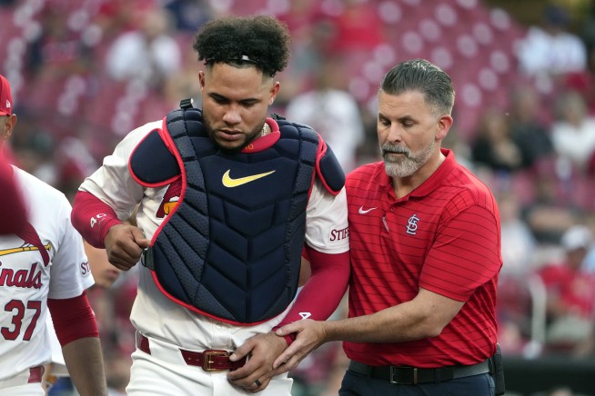 Contreras' injury highlights the danger of big league catchers moving closer to home plate