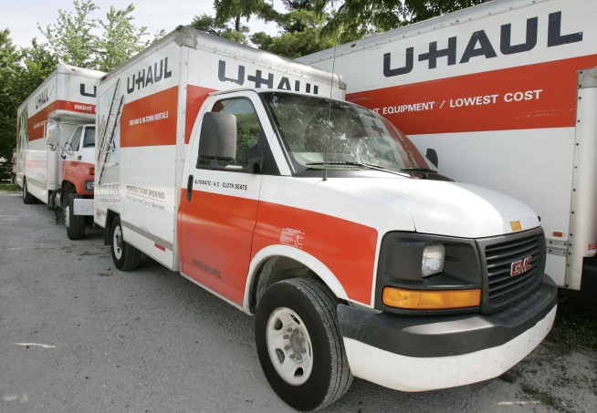 U-Haul International to stop hiring smokers in 21 states