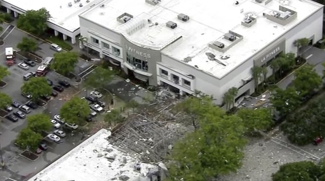 Explosion at Florida shopping plaza injures 20, 2 seriously