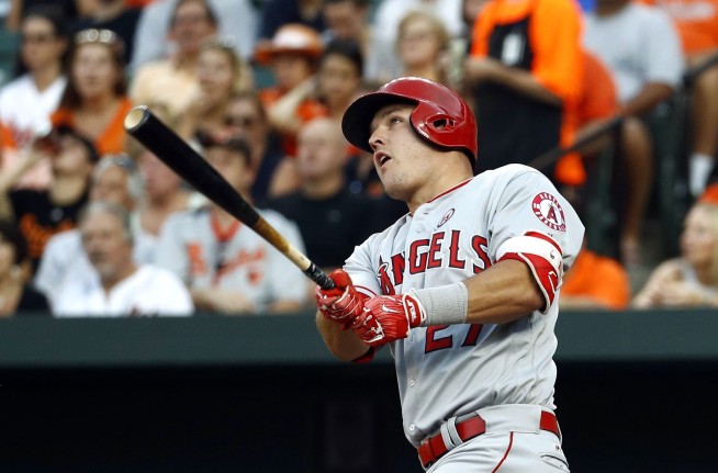 AP source: Trout, Angels close to record $432M, 12-year deal