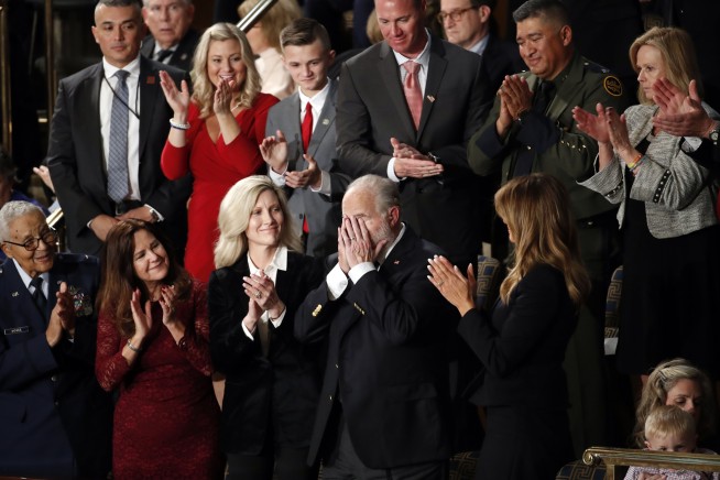 Radio host Limbaugh awarded Presidential Medal of Freedom