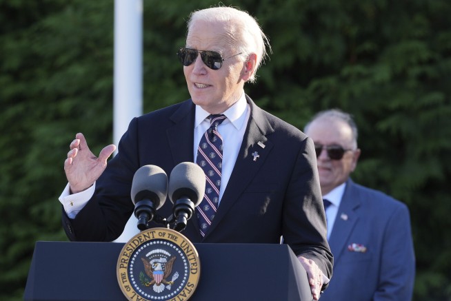 Biden and Harris appear together for the first time since she lost the election to Trump