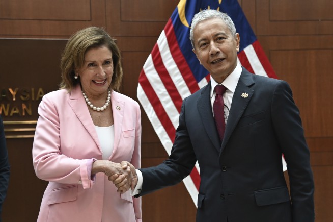 Pelosi believed headed to Taiwan, raising tension with China