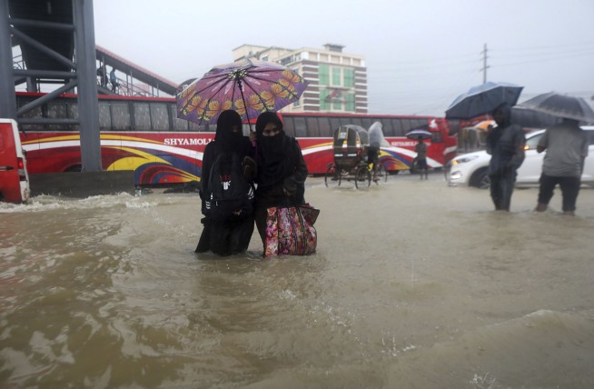 18 dead in India, Bangladesh floods; millions without homes