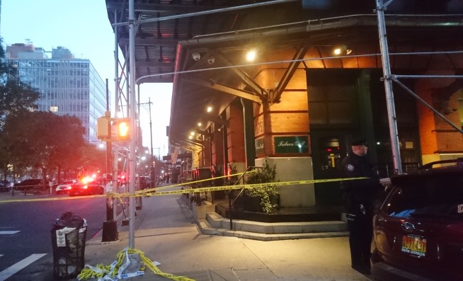 Mail-bomb scare widens as packages to Biden, De Niro seized