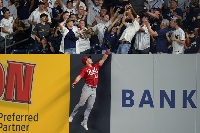 Climate change adding 50 homers a year in MLB, study says