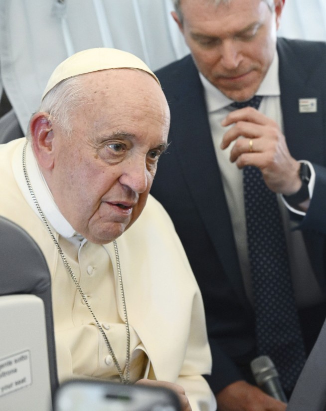 Pope voices willingness to return Indigenous loot, artifacts