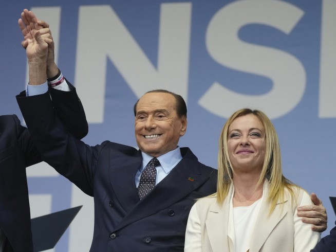 Italy's Meloni issues warning to Berlusconi over Putin ties