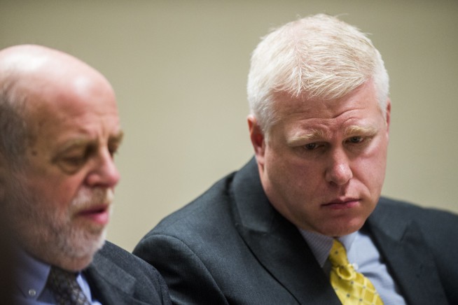 2 Michigan regulators take plea deals in Flint water case