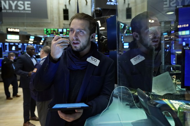 Major Wall Street stock indexes eke out more record highs