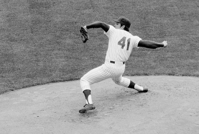 Tom Seaver, heart and mighty arm of Miracle Mets, dies at 75
