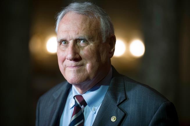 Former Republican Sen. Jon Kyl of Arizona announces dementia diagnosis