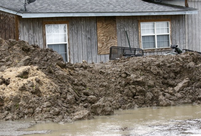 Forecasters: 'Potentially historic' flooding threatens South