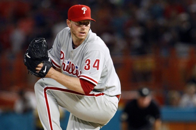Report: Halladay on drugs, doing stunts when plane crashed