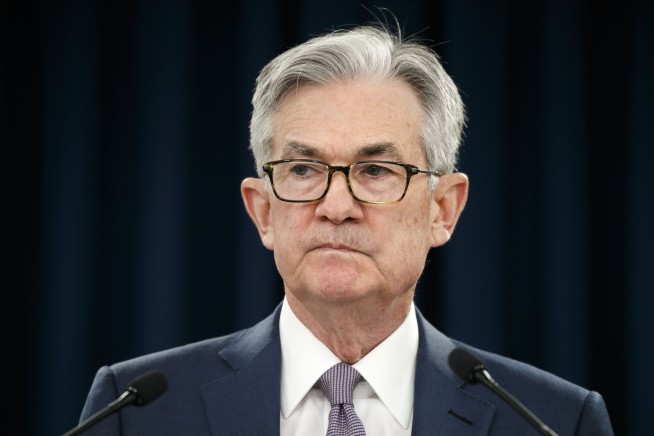 Powell warns of a possible sustained recession from pandemic
