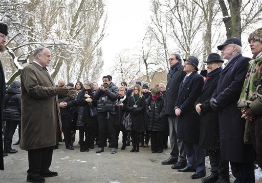 Leaders mark Auschwitz liberation 70 years on without Putin
