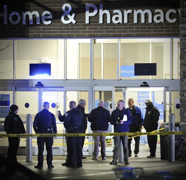 Shooting that wounded 4 in Ohio is the second to occur at a Walmart in 24 hours