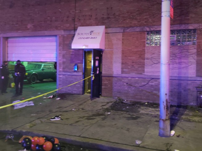 2 killed, 13 wounded at party on Chicago's South Side