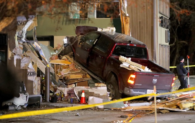 Truck slams into Illinois Starbucks; 4 sent to hospitals
