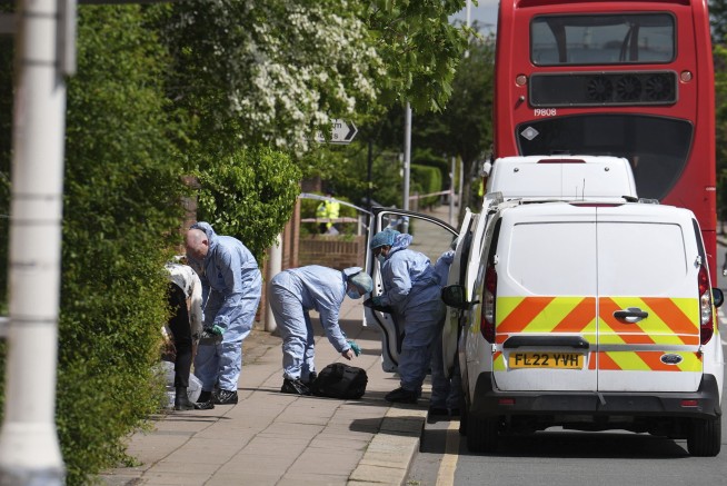 Sword-wielding man attacks passersby in London, killing a 14-year-old boy and injuring 4 others