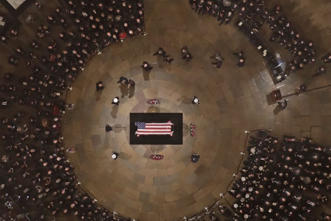 The Latest: Laura Bush visits WH, tours with Melania Trump