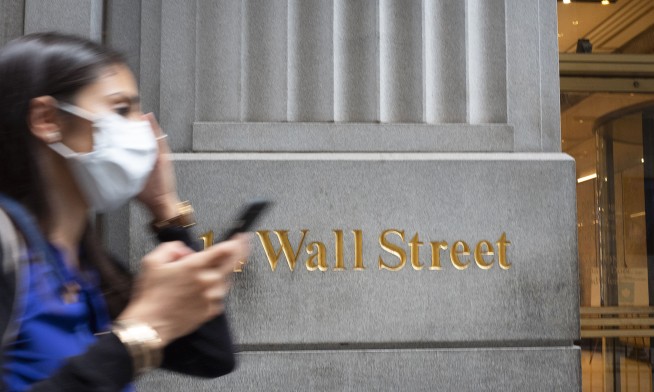 Wall Street ticks up, nudges S&P 500 again to edge of record