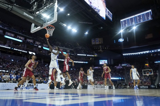 Coach K makes 13th Final Four, Duke beats Arkansas 78-69