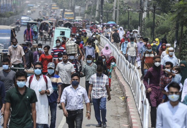 As India surges, Bangladesh lacks jabs, faces virus variants
