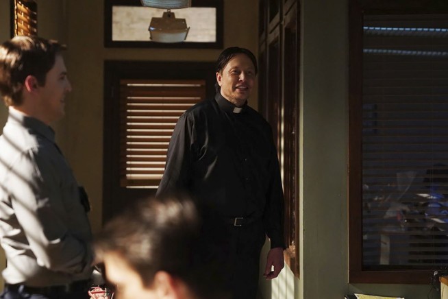 Elon Musk shows humility and hubris as 'SNL' host