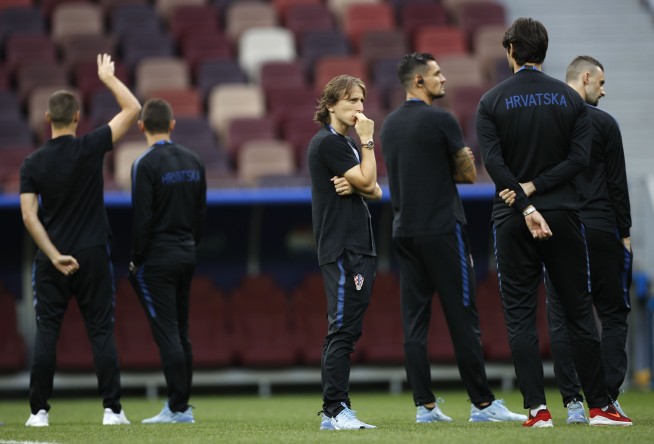 The Latest: Croatia's Vida jeered after making Ukraine video
