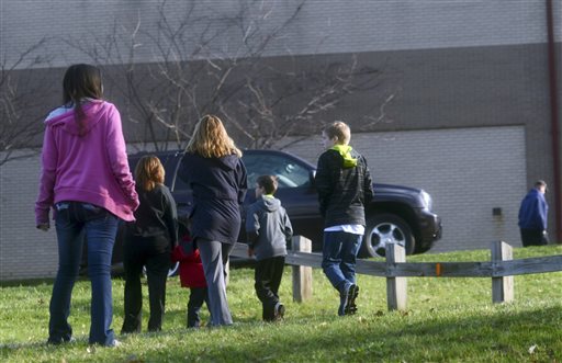 Teen stabs 22 at Pittsburgh-area high school