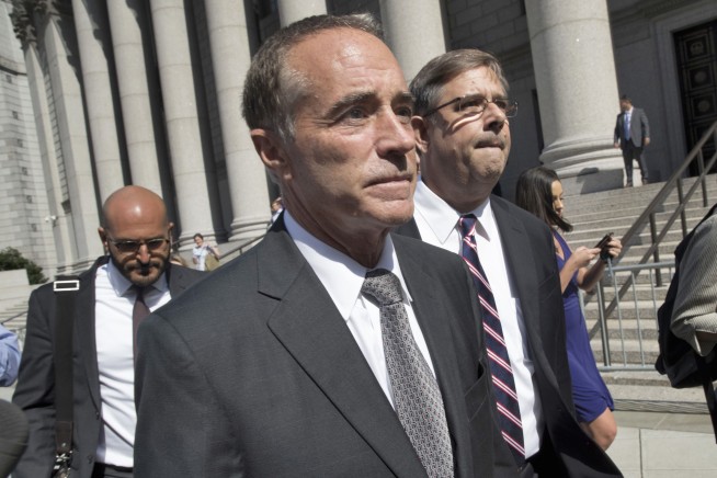 Facing indictment, GOP Rep. Chris Collins stepping down
