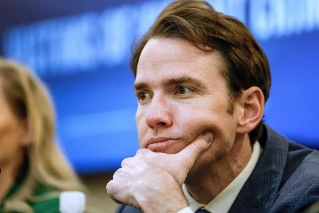 GOP lawmaker says he's leaving the Republican Party and will serve as an independent