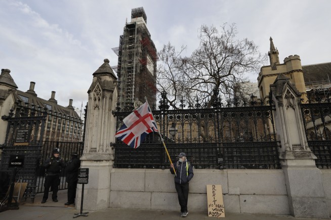 UK leader unveils Brexit Plan B, looks a lot like Plan A