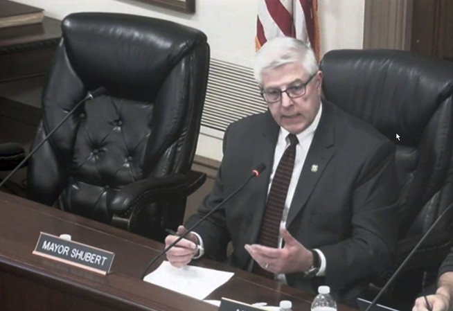 Mayor quits after saying ice shanties may bring prostitution