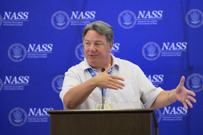 Conspiracies complicate voting machine debate in Louisiana