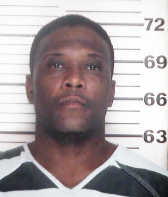 Vegas police: Unapproved neck hold used in chase