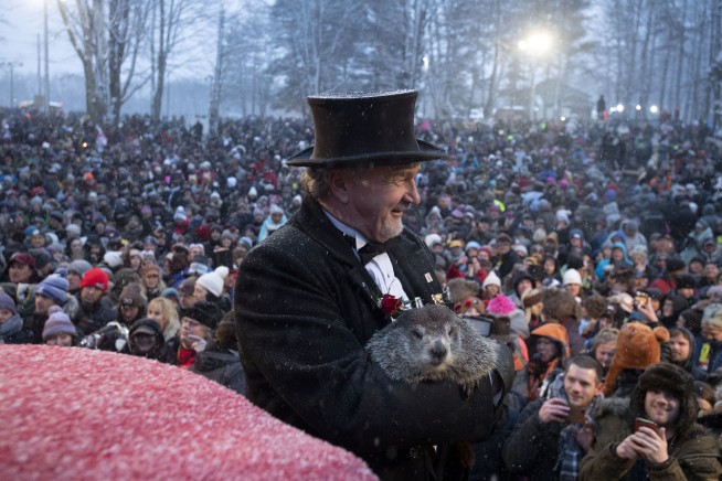 Pennsylvania groundhog declares early spring 'a certainty'