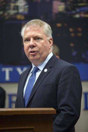 Seattle mayor proposes phased-in $15 minimum wage