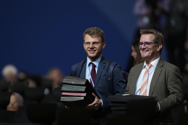 UN climate deal: Calamity cash, but no new emissions cuts