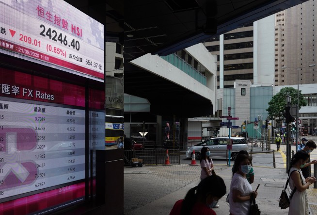 Wall Street joins global tumble, S&P 500 down more than 1.5%