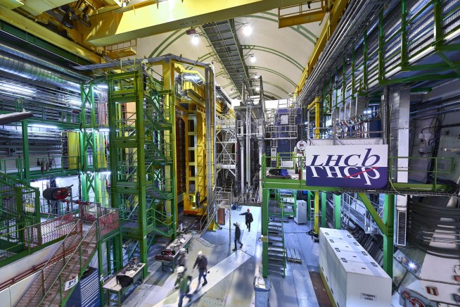 'Tantalizing' results of 2 experiments defy physics rulebook