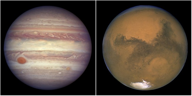 Mars and Jupiter get chummy in the night sky. The planets won't get this close again until 2033