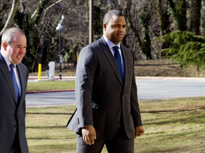 Officer must testify against colleagues in Freddie Gray case