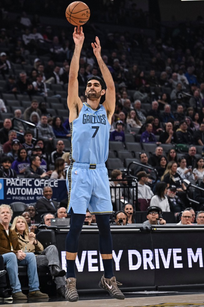 Grizzlies beat Sacramento 129-125, send Kings to their season-worst 10th straight loss