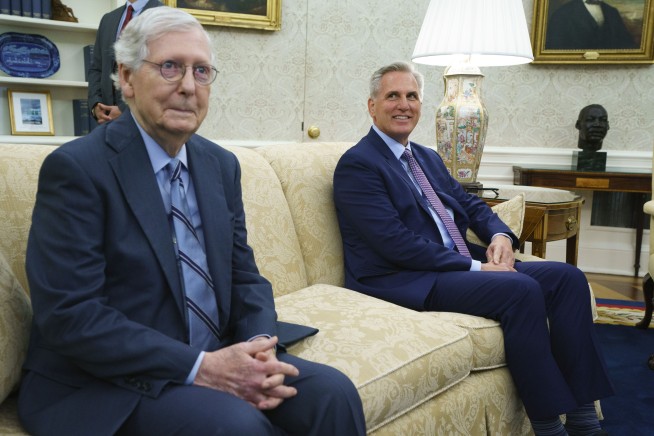 Biden: Debt meeting 'productive,' default 'not an option'