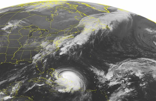 'Joaquin' strengthens to Category 4, batters Bahamas