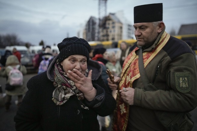 Attack on Ukraine hospital kills 3, wounds 17, officials say