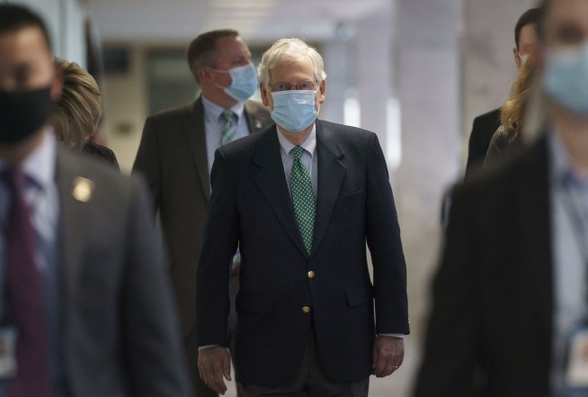 Senate votes to advance Barrett; confirmation expected Mon