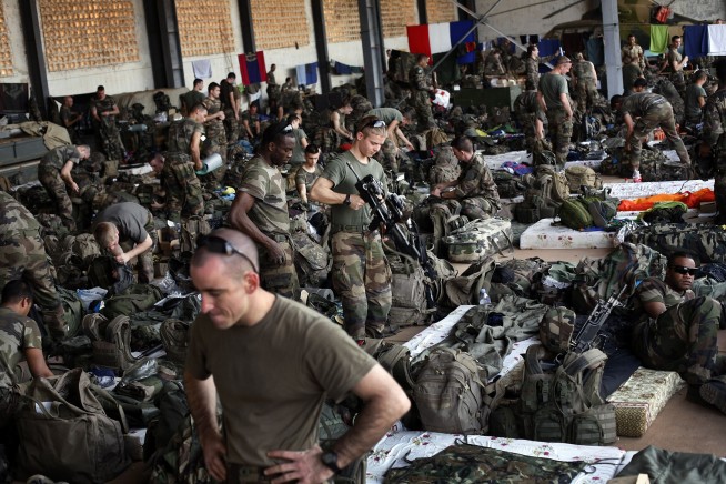 France and EU to withdraw troops from Mali, remain in region